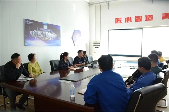 乐凯华光召开青年创客联盟成员座谈交流会